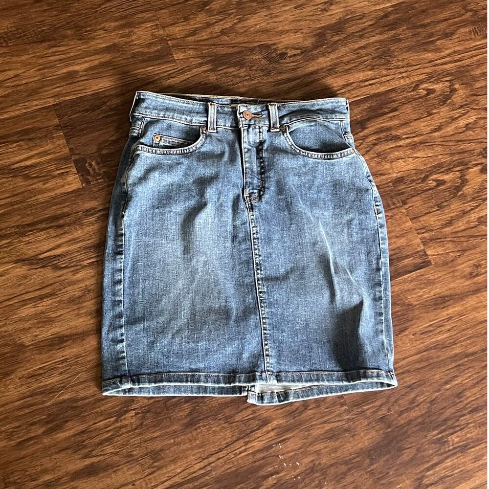 Dickies womens 4 denim skirt